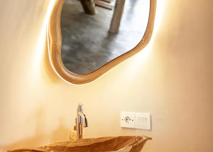Bambu Villa *